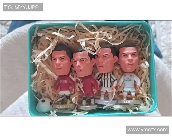 送给热爱足球的男生的完美礼物推荐与创意分享